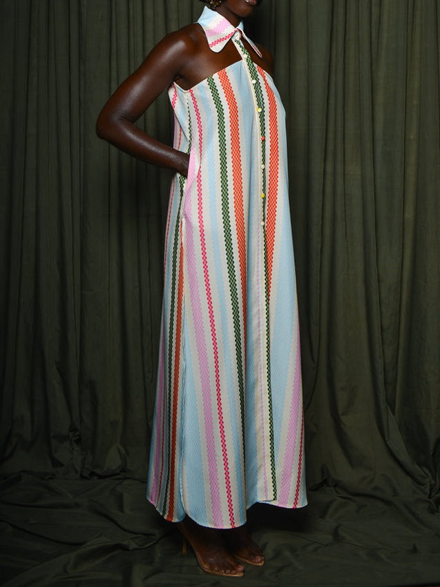 Kleid mit Schulterfreier-Stil und Streifenmuster