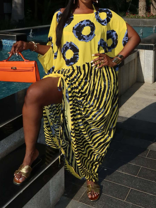 Gestreiftes Wickel-Maxi-Kleid mit Bindegürtel