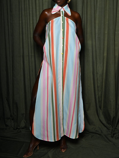 Kleid mit Schulterfreier-Stil und Streifenmuster