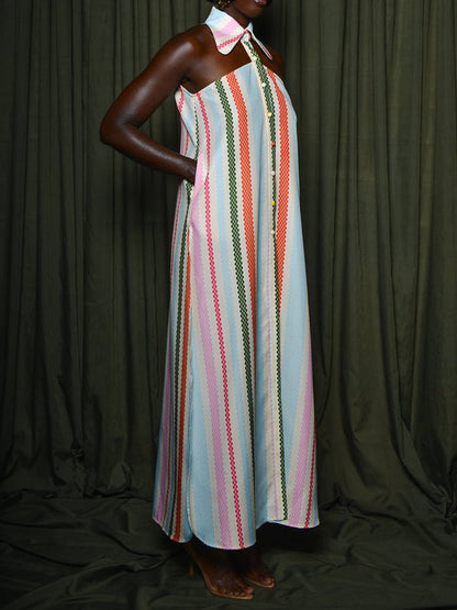 Kleid mit Schulterfreier-Stil und Streifenmuster